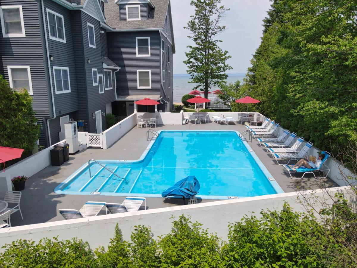 103 North Shore Inn Traverse Stadt Exterior foto